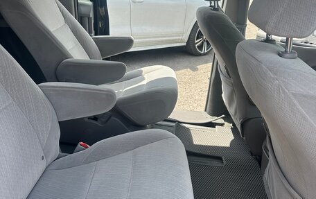 Toyota Sienna III, 2017 год, 3 250 000 рублей, 12 фотография
