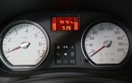 Renault Sandero I, 2013 год, 589 000 рублей, 16 фотография