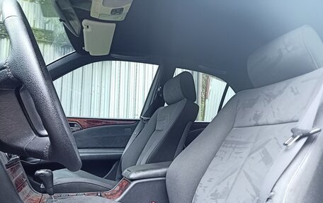Mercedes-Benz E-Класс, 1998 год, 410 000 рублей, 15 фотография