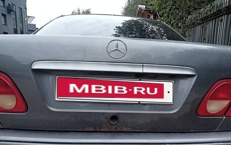 Mercedes-Benz E-Класс, 1998 год, 410 000 рублей, 11 фотография