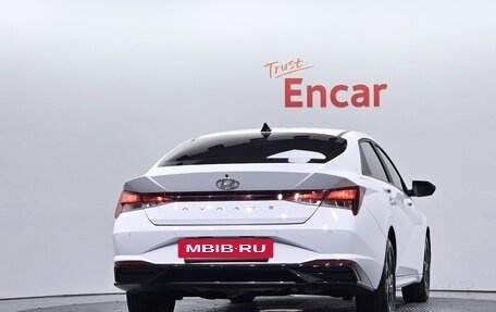 Hyundai Avante, 2023 год, 1 670 000 рублей, 4 фотография