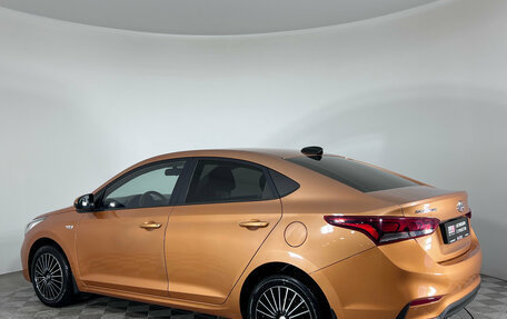 Hyundai Solaris II рестайлинг, 2017 год, 1 180 000 рублей, 4 фотография
