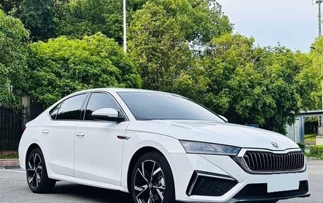Skoda Octavia IV, 2023 год, 1 984 000 рублей, 3 фотография