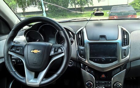 Chevrolet Cruze II, 2014 год, 450 000 рублей, 10 фотография