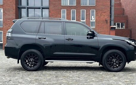 Toyota Land Cruiser Prado 150 рестайлинг 2, 2020 год, 4 800 000 рублей, 3 фотография