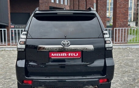 Toyota Land Cruiser Prado 150 рестайлинг 2, 2020 год, 4 800 000 рублей, 2 фотография