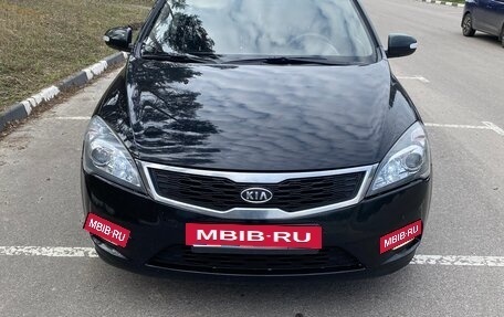 KIA cee'd I рестайлинг, 2011 год, 730 000 рублей, 2 фотография