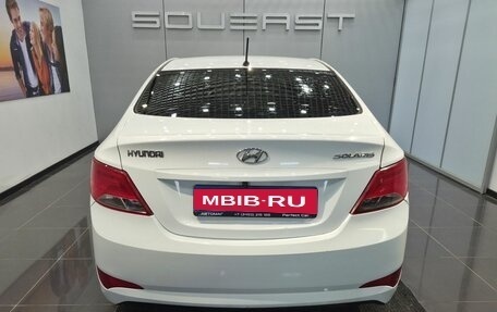 Hyundai Solaris II рестайлинг, 2015 год, 850 000 рублей, 5 фотография