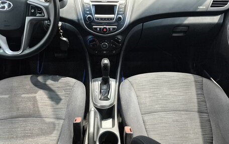 Hyundai Solaris II рестайлинг, 2015 год, 850 000 рублей, 28 фотография