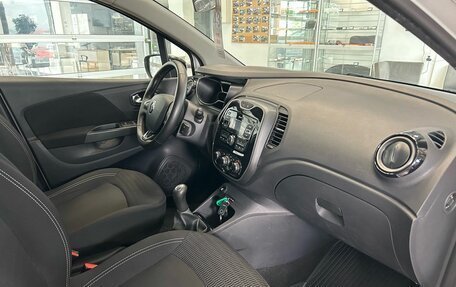 Renault Kaptur I рестайлинг, 2017 год, 1 179 000 рублей, 6 фотография