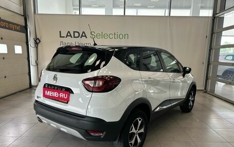 Renault Kaptur I рестайлинг, 2017 год, 1 179 000 рублей, 4 фотография
