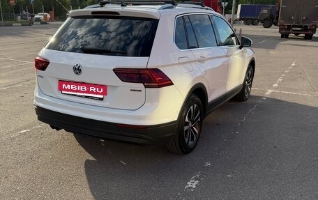 Volkswagen Tiguan II, 2019 год, 2 460 000 рублей, 4 фотография