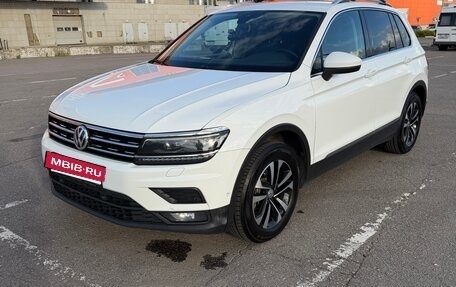 Volkswagen Tiguan II, 2019 год, 2 460 000 рублей, 8 фотография