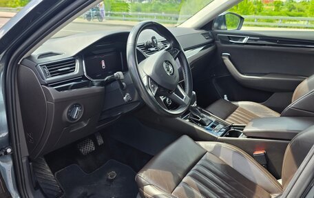 Skoda Superb III рестайлинг, 2019 год, 3 400 000 рублей, 15 фотография