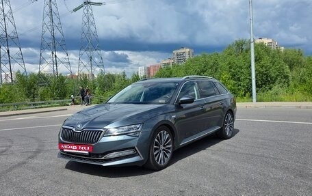 Skoda Superb III рестайлинг, 2019 год, 3 400 000 рублей, 3 фотография