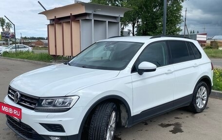 Volkswagen Tiguan II, 2020 год, 2 500 000 рублей, 10 фотография