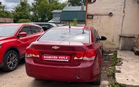 Chevrolet Cruze II, 2010 год, 300 000 рублей, 2 фотография
