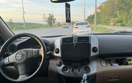Toyota RAV4, 2010 год, 1 350 000 рублей, 10 фотография
