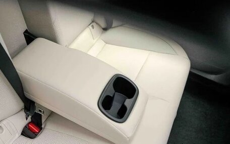 Toyota Camry, 2026 год, 23 фотография