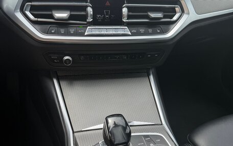 BMW 3 серия, 2019 год, 2 590 000 рублей, 12 фотография