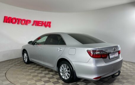 Toyota Camry, 2015 год, 1 799 000 рублей, 4 фотография