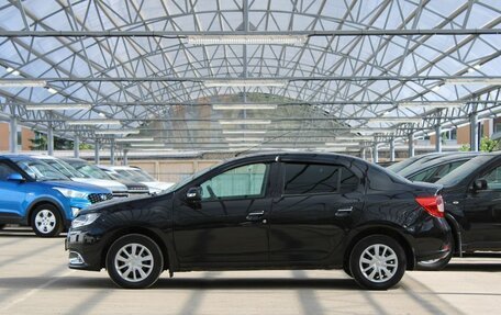 Renault Logan II, 2018 год, 815 000 рублей, 2 фотография