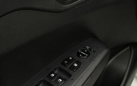 Hyundai Solaris II рестайлинг, 2020 год, 1 199 000 рублей, 17 фотография