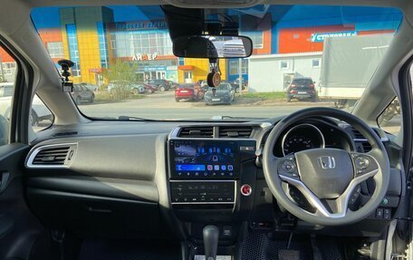 Honda Fit III, 2019 год, 1 450 000 рублей, 27 фотография