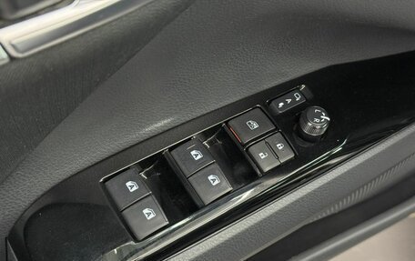Toyota Camry, 2019 год, 1 599 000 рублей, 14 фотография