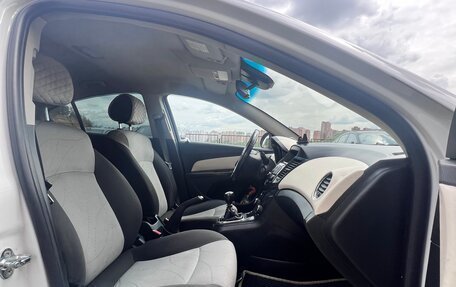 Chevrolet Cruze II, 2011 год, 515 000 рублей, 15 фотография