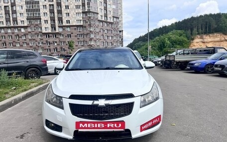 Chevrolet Cruze II, 2011 год, 515 000 рублей, 4 фотография