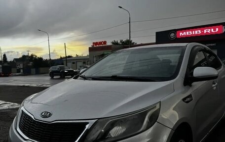 KIA Rio III рестайлинг, 2012 год, 560 000 рублей, 5 фотография