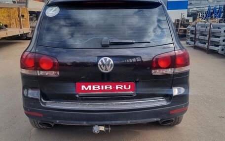 Volkswagen Touareg III, 2010 год, 1 200 000 рублей, 2 фотография