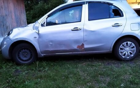 Nissan March IV, 2015 год, 390 000 рублей, 9 фотография