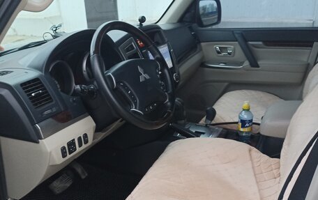 Mitsubishi Pajero IV, 2017 год, 3 300 000 рублей, 11 фотография