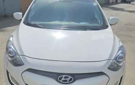 Hyundai i30 II рестайлинг, 2012 год, 1 250 000 рублей, 2 фотография