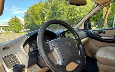 Hyundai H-1 II рестайлинг, 2019 год, 3 300 000 рублей, 12 фотография