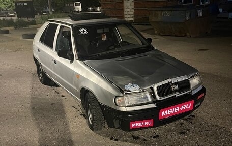 Skoda Felicia I рестайлинг, 1998 год, 55 555 рублей, 2 фотография