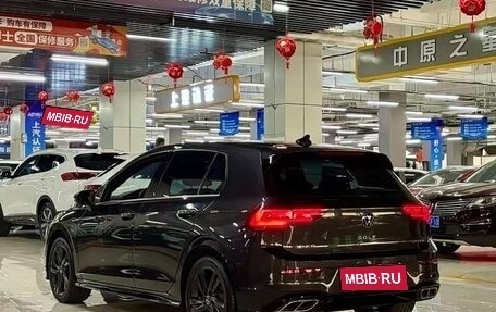 Volkswagen Golf VIII, 2023 год, 1 770 333 рублей, 4 фотография