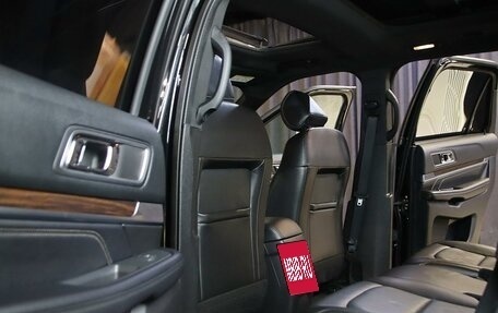 Ford Explorer VI, 2017 год, 2 299 000 рублей, 6 фотография