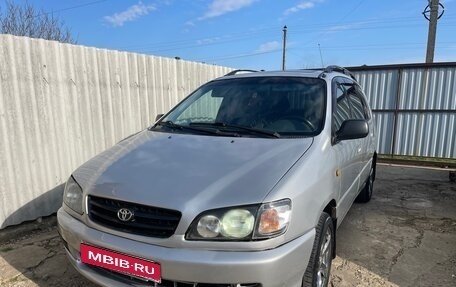 Toyota Picnic I, 1997 год, 550 000 рублей, 1 фотография