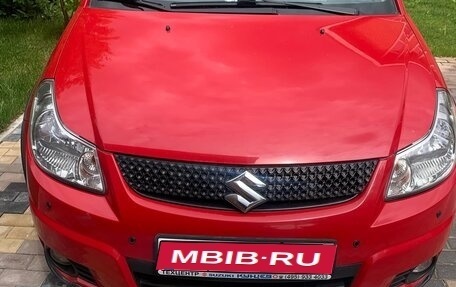 Suzuki SX4 II рестайлинг, 2010 год, 1 000 000 рублей, 1 фотография