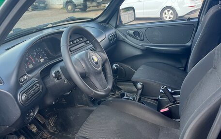 Chevrolet Niva I рестайлинг, 2015 год, 670 000 рублей, 13 фотография