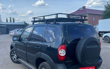 Chevrolet Niva I рестайлинг, 2015 год, 670 000 рублей, 6 фотография