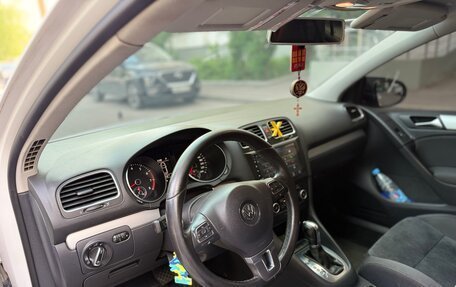 Volkswagen Golf VI, 2012 год, 1 050 000 рублей, 21 фотография