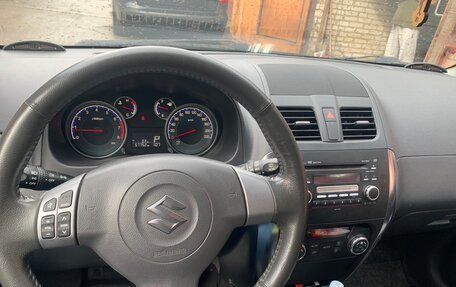 Suzuki SX4 II рестайлинг, 2010 год, 1 000 000 рублей, 4 фотография