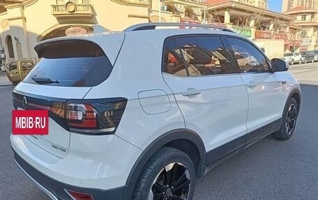 Volkswagen T-Cross I, 2023 год, 1 460 333 рублей, 4 фотография