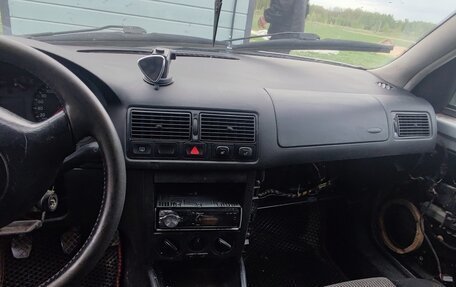 Volkswagen Golf IV, 2000 год, 190 000 рублей, 7 фотография