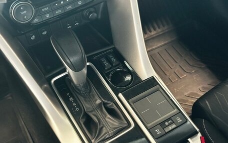 Mitsubishi Eclipse Cross, 2018 год, 2 300 000 рублей, 8 фотография