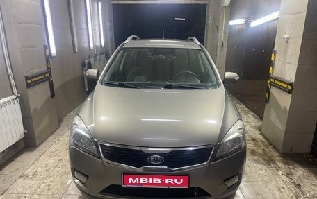 KIA cee'd I рестайлинг, 2010 год, 800 000 рублей, 1 фотография